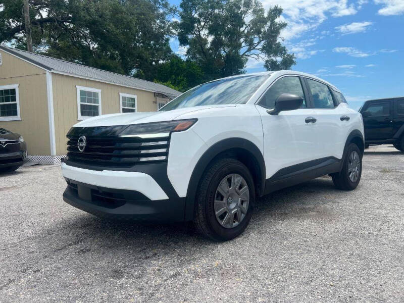 2025 Nissan Kicks S