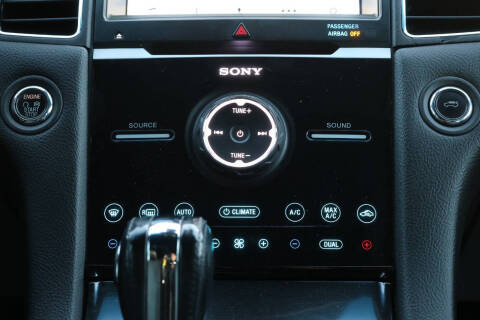 2017 Ford Taurus Limited