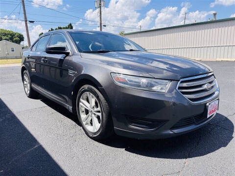 2015 Ford Taurus SEL