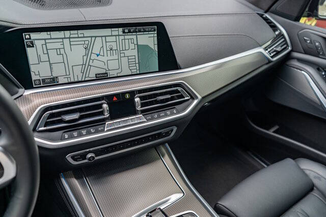 2022 BMW X5 25