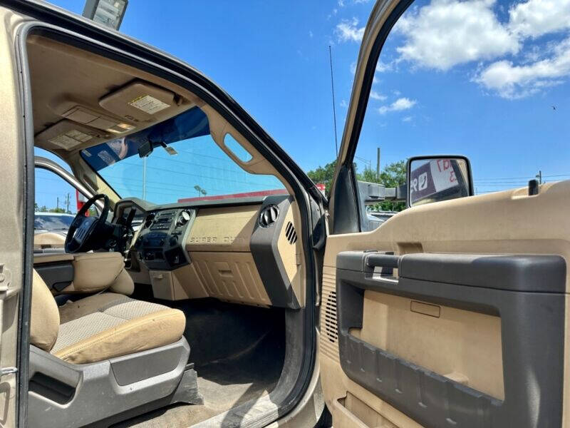 2012 Ford F-250 Super Duty  - $20,995