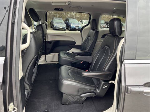 2018 Chrysler Pacifica Touring L