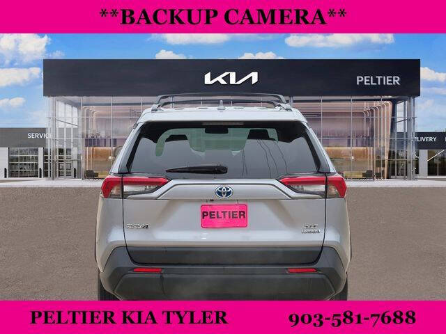 2021 Toyota RAV4 Hybrid XLE