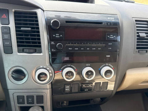 2010 Toyota Sequoia SR5