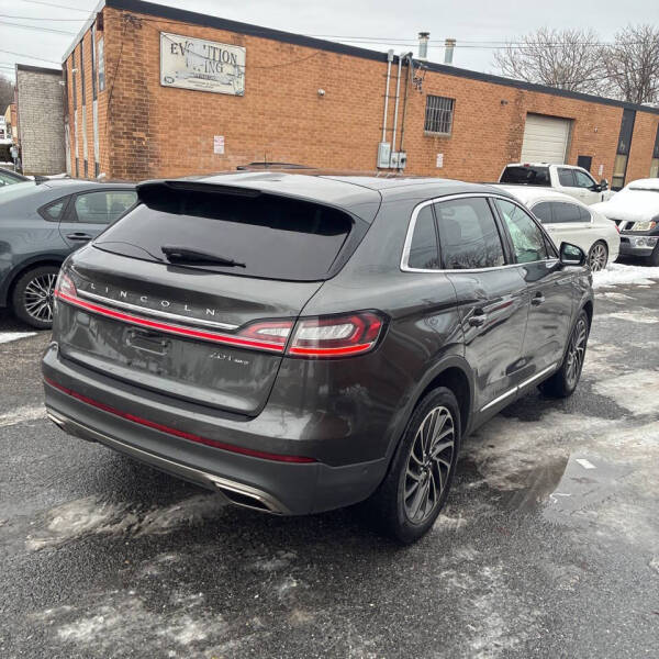 2019 Lincoln Nautilus Reserve