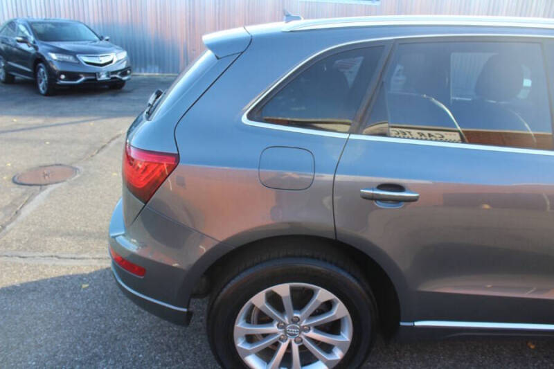 2015 Audi Q5 2.0T quattro Premium Plus