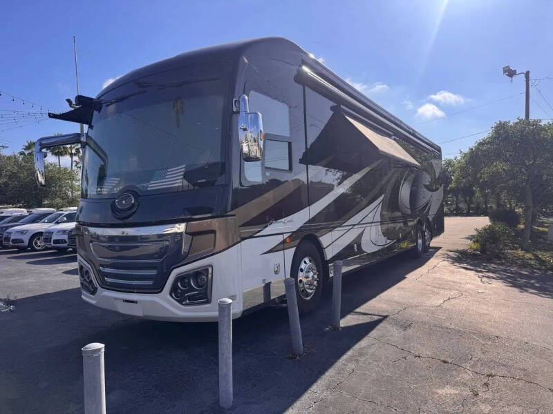 2018 Freightliner XCM Chassis