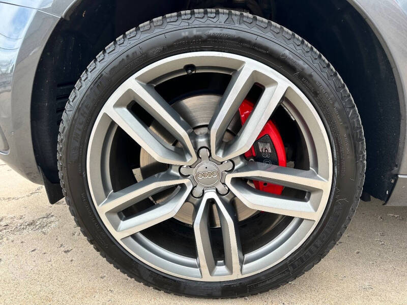 2016 Audi SQ5 3.0T quattro Premium Plus