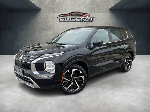 2023 Mitsubishi Outlander SE