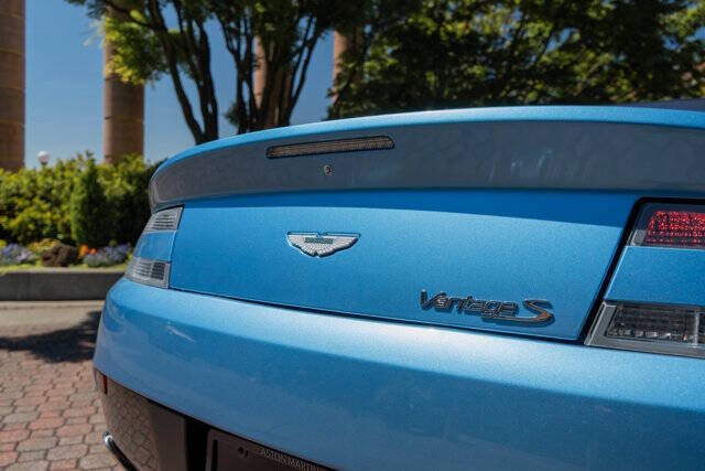 2012 Aston Martin V8 Vantage 8