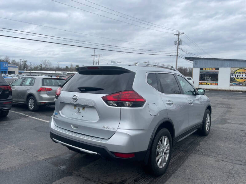 2017 Nissan Rogue SV