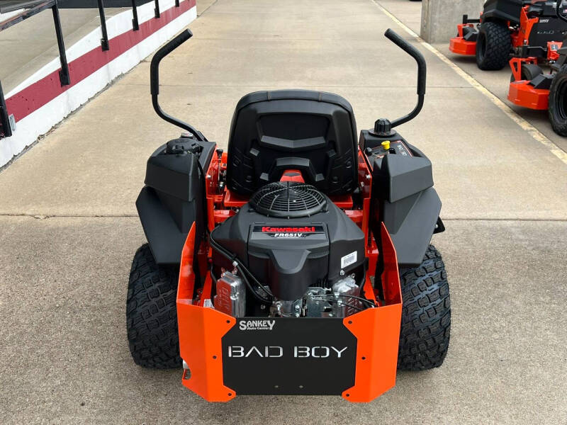 Bad Boy MZ Rambler 42