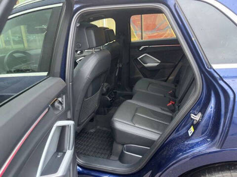 2023 Audi Q3 quattro S line Prem Plus 45 TFSI