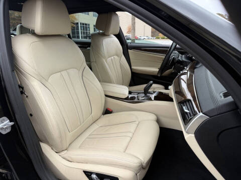 2018 BMW 5 Series 540i