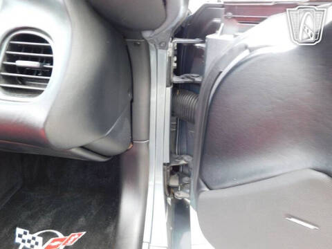 2004 Chevrolet Corvette