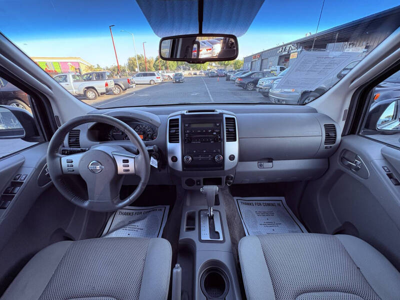 2011 Nissan Frontier SV V6