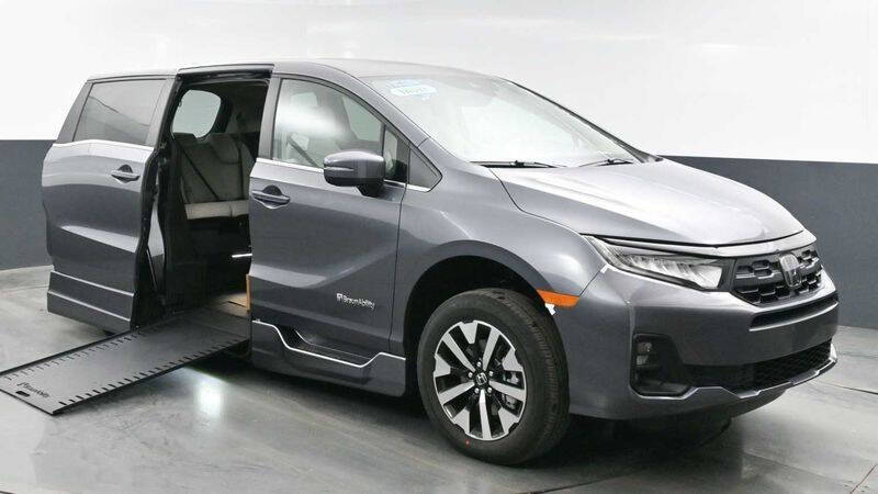 2025 Honda Odyssey EX-L's photo