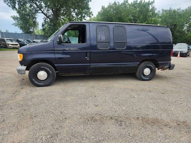 1999 Ford E-150 for sale at Sara Auto Mall, LLC in Cleveland, OH