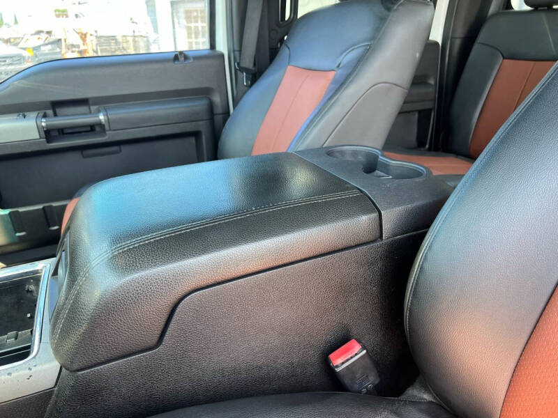 2011 Ford F-450 Super Duty Lariat