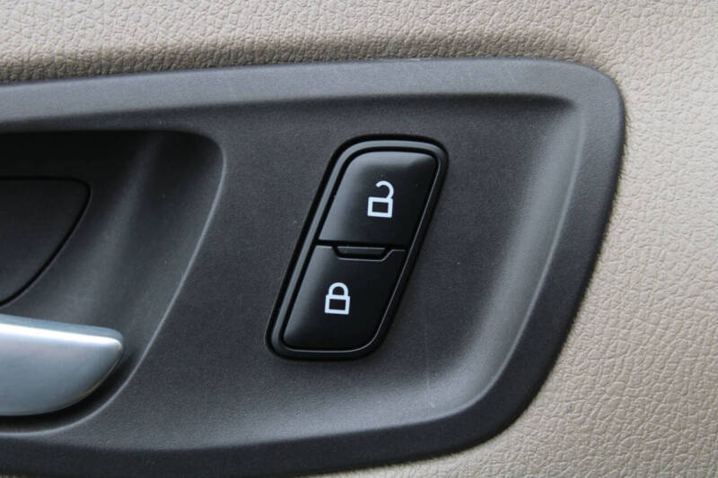 2015 Ford Transit Connect XLT