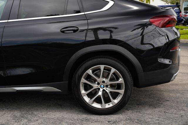 2022 BMW X6 xDrive40i