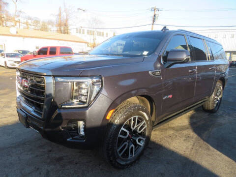 2023 GMC Yukon XL AT4