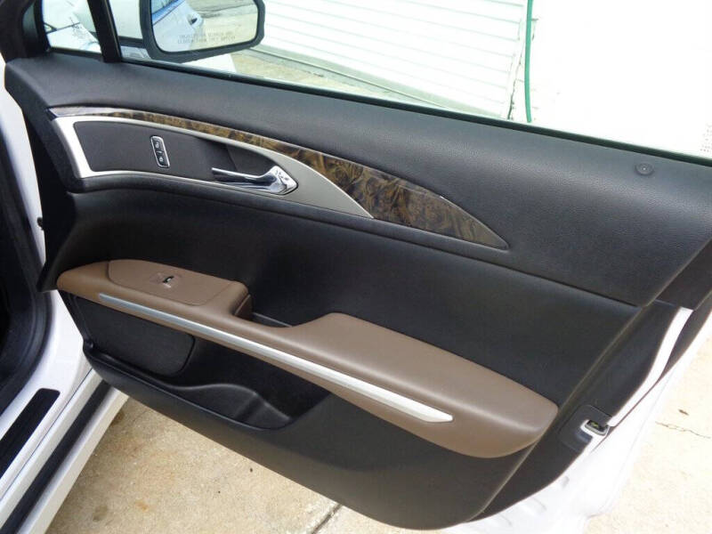 2016 Lincoln MKZ