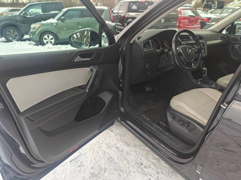 2018 Volkswagen Tiguan 2.0T SEL 4Motion