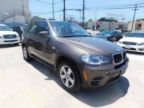 2013 BMW X5 for sale at AMD AUTO in San Antonio TX