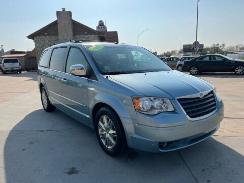 2009 Chrysler Town and Country for sale at A & B Auto Sales LLC in Lincoln NE