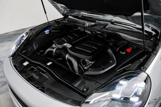 2017 Porsche Cayenne S