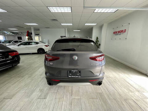 2018 Alfa Romeo Stelvio Sport