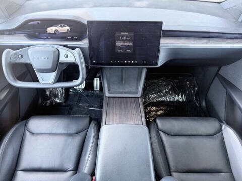 2023 Tesla Model X Standard Range