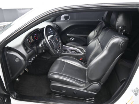 2017 Dodge Challenger SXT