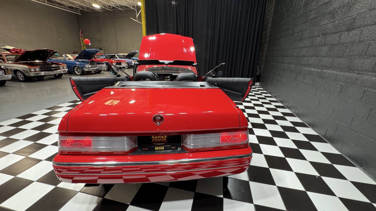 1990 Cadillac Allante 72