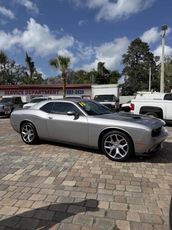 2015 Dodge Challenger SXT Plus