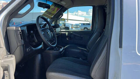 2023 Chevrolet Express 2500