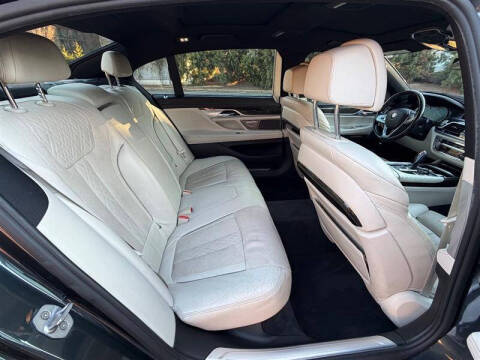 2016 BMW 7 Series 740i