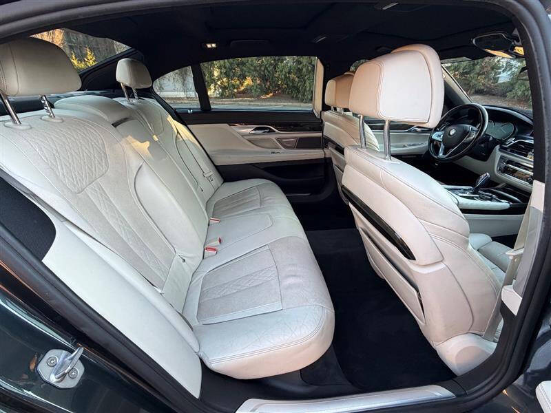 2016 BMW 7 Series 740i