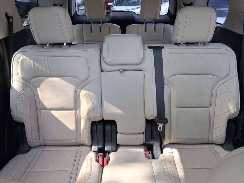 2016 Ford Explorer Platinum