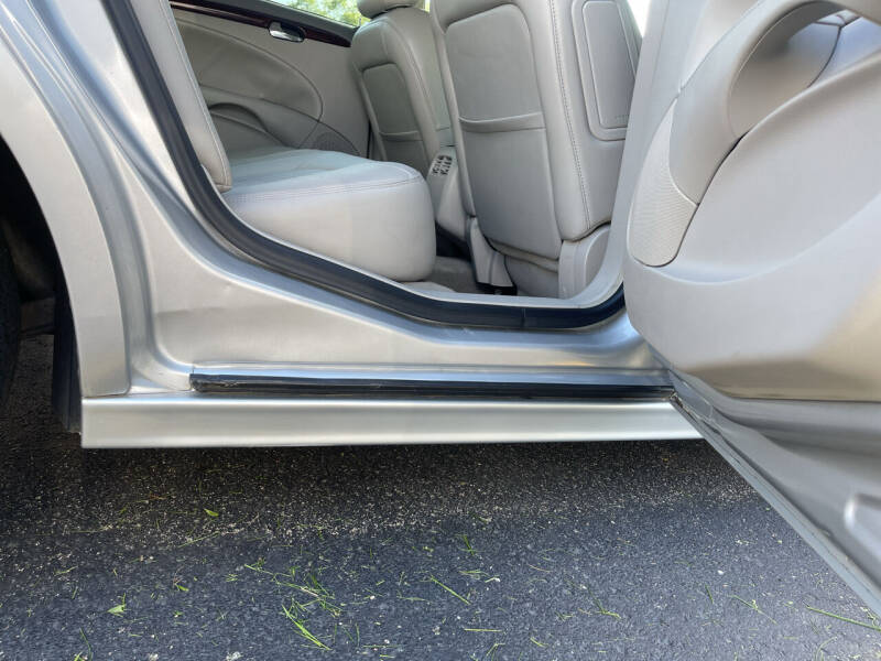 2011 Buick Lucerne CXL Premium