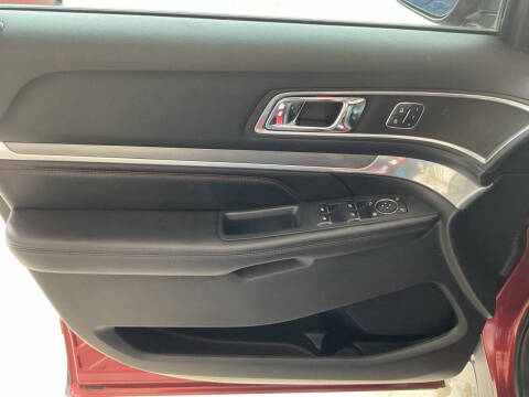 2016 Ford Explorer Sport