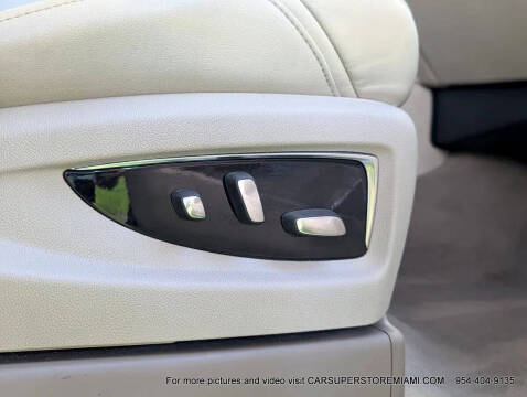 2015 Cadillac Escalade Luxury