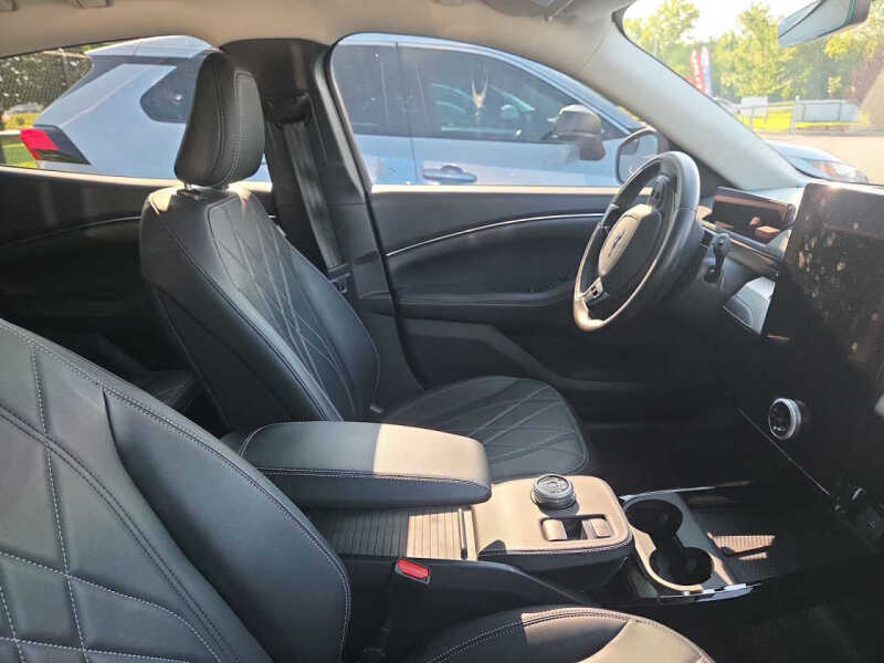 2023 Ford Mustang Mach-E Select