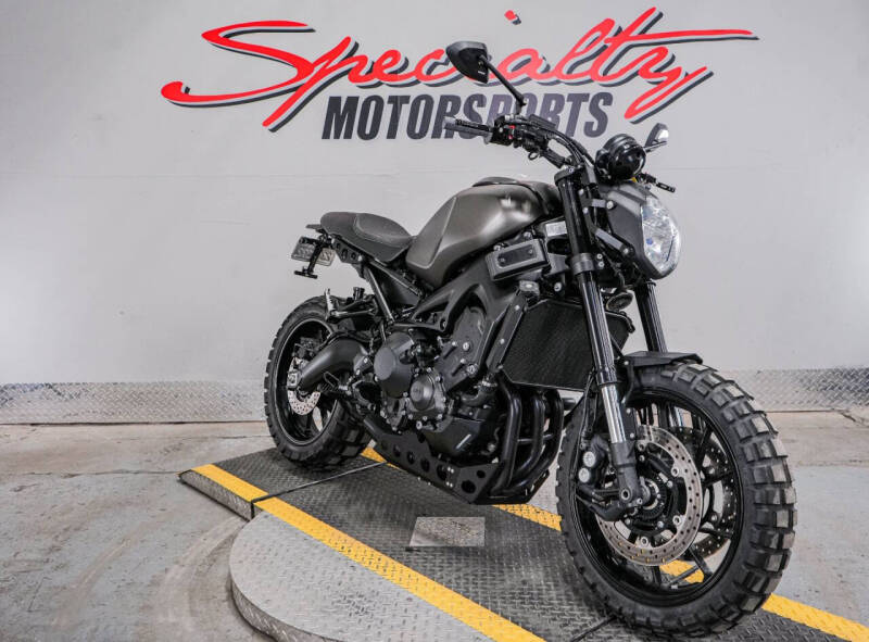 2016 Yamaha XSR900