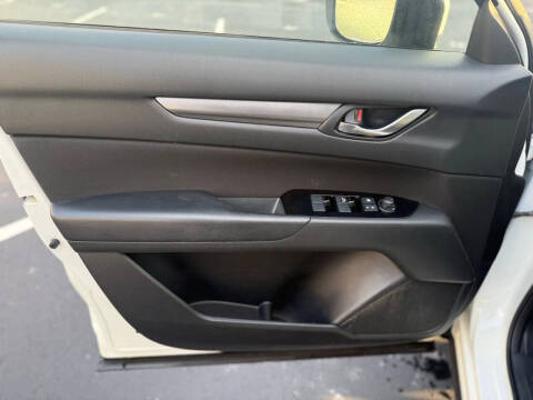 2017 Mazda CX-5 Sport