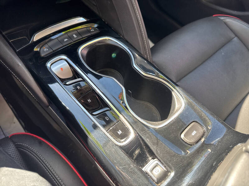 2022 Buick Envision Essence