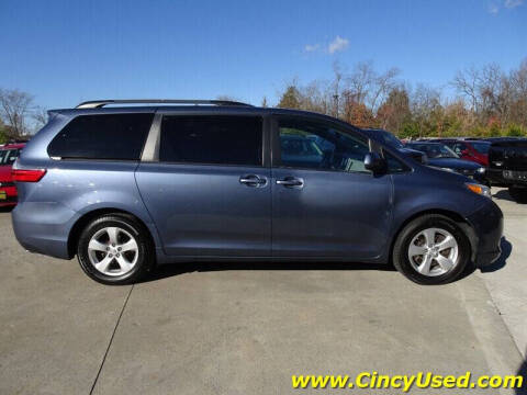 2016 Toyota Sienna LE 8-Passenger