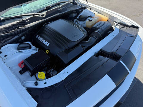 2016 Dodge Challenger R/T Plus