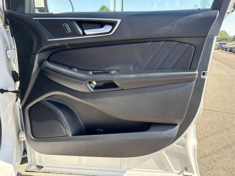 2016 Ford Edge Sport